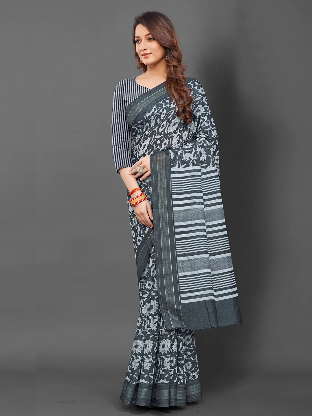 

Anouk Rustic Ethnic Motif Block Printed Pure Silk Saree, Grey