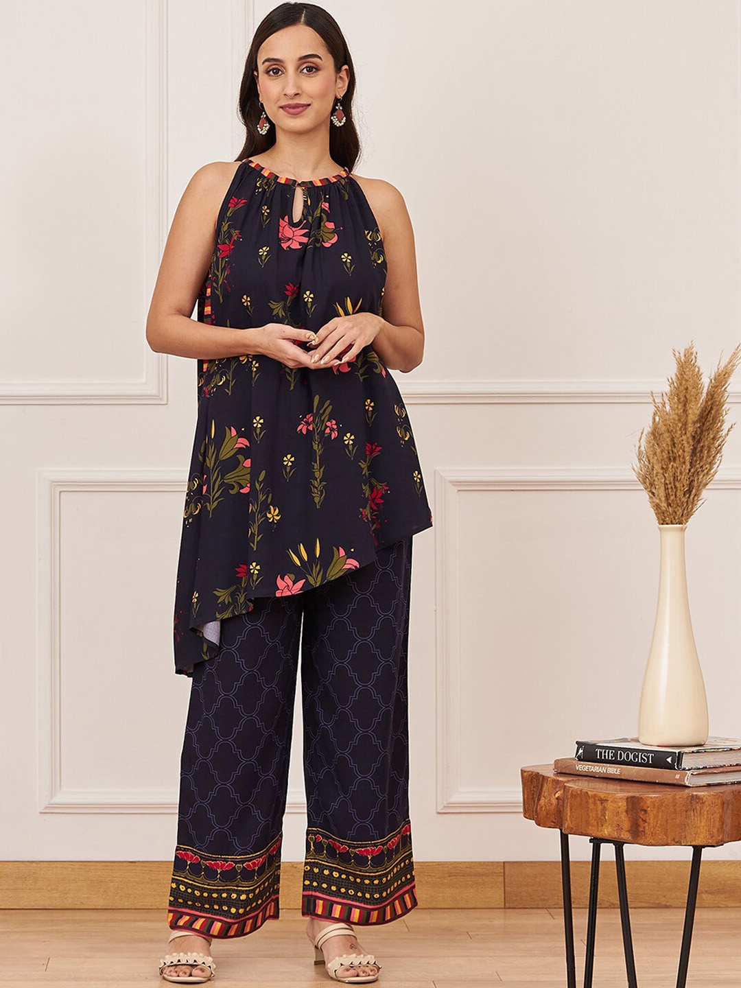 

Rustorange Floral Printed Top With Straight Palazzos, Navy blue