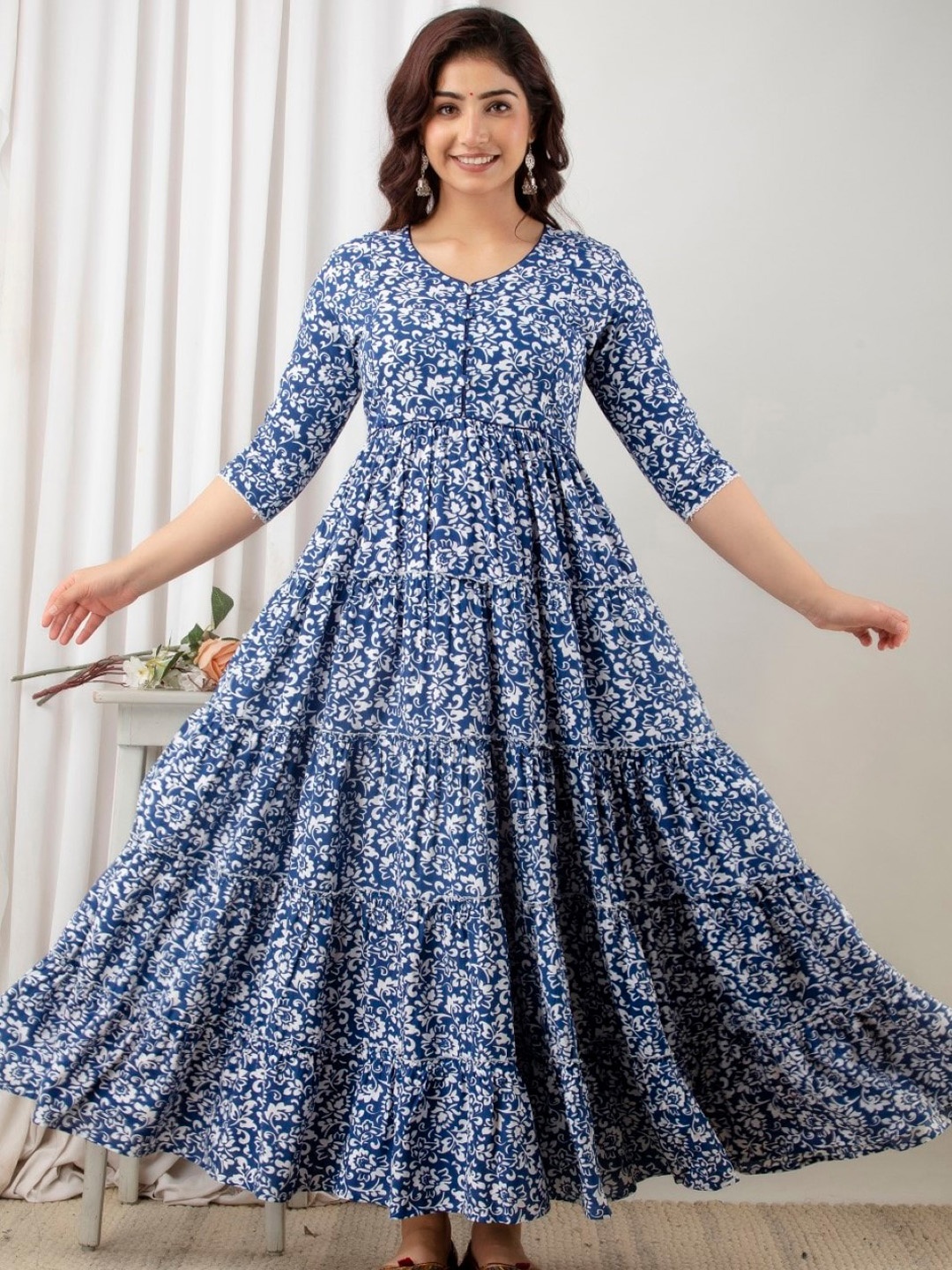 

Henal Ethnic Motifs Printed Maternity Ethnic Dress, White