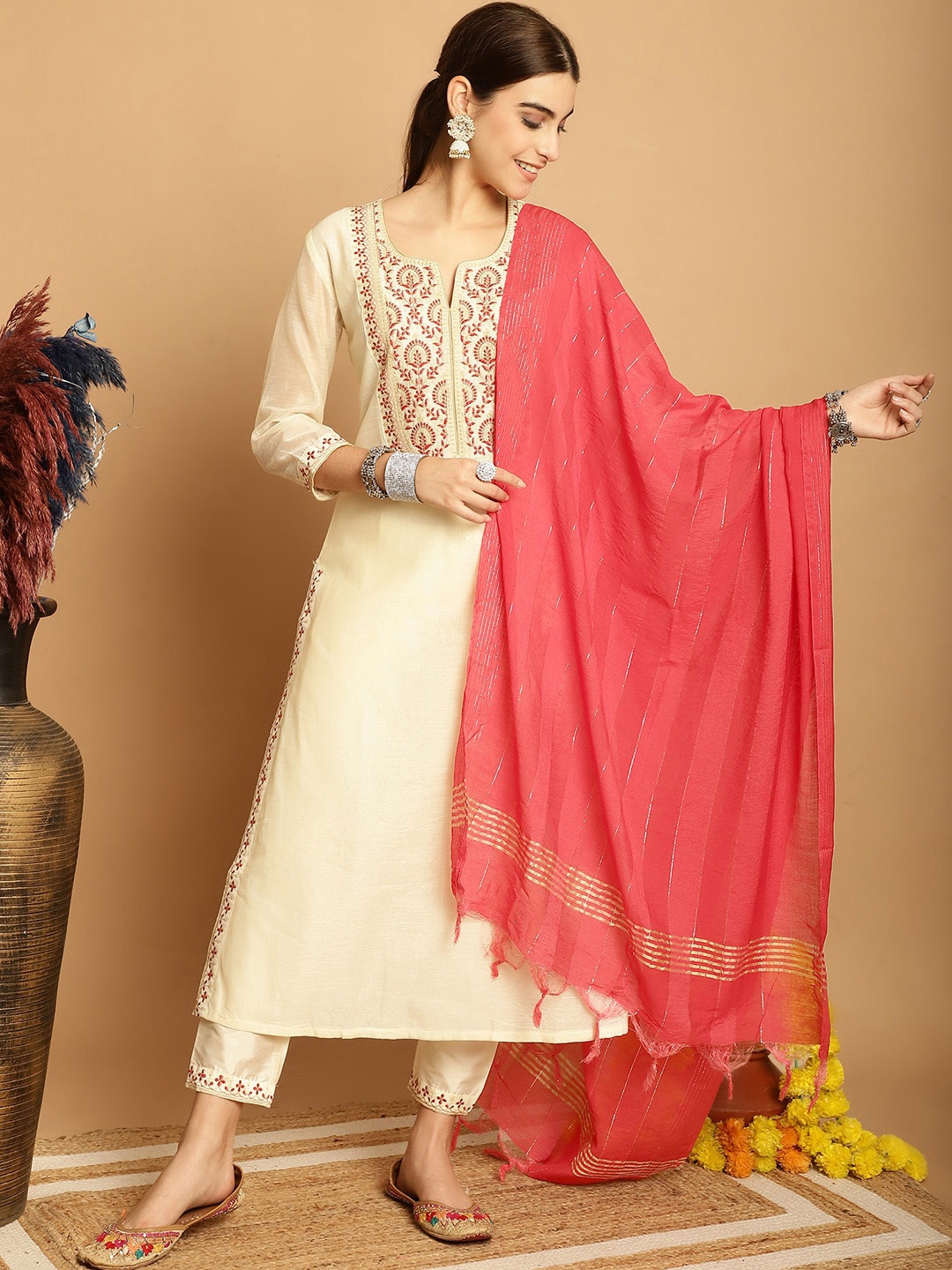 

Tulsattva Floral Embroidered Sequinned Kurta With Trousers & Dupatta, Cream