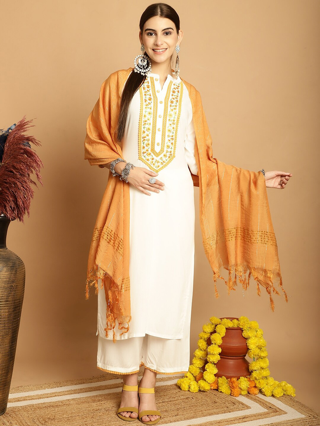 

Tulsattva Ethnic Motifs Yoke Design Regular Thread Work Kurta With Palazzos & Dupatta, Off white