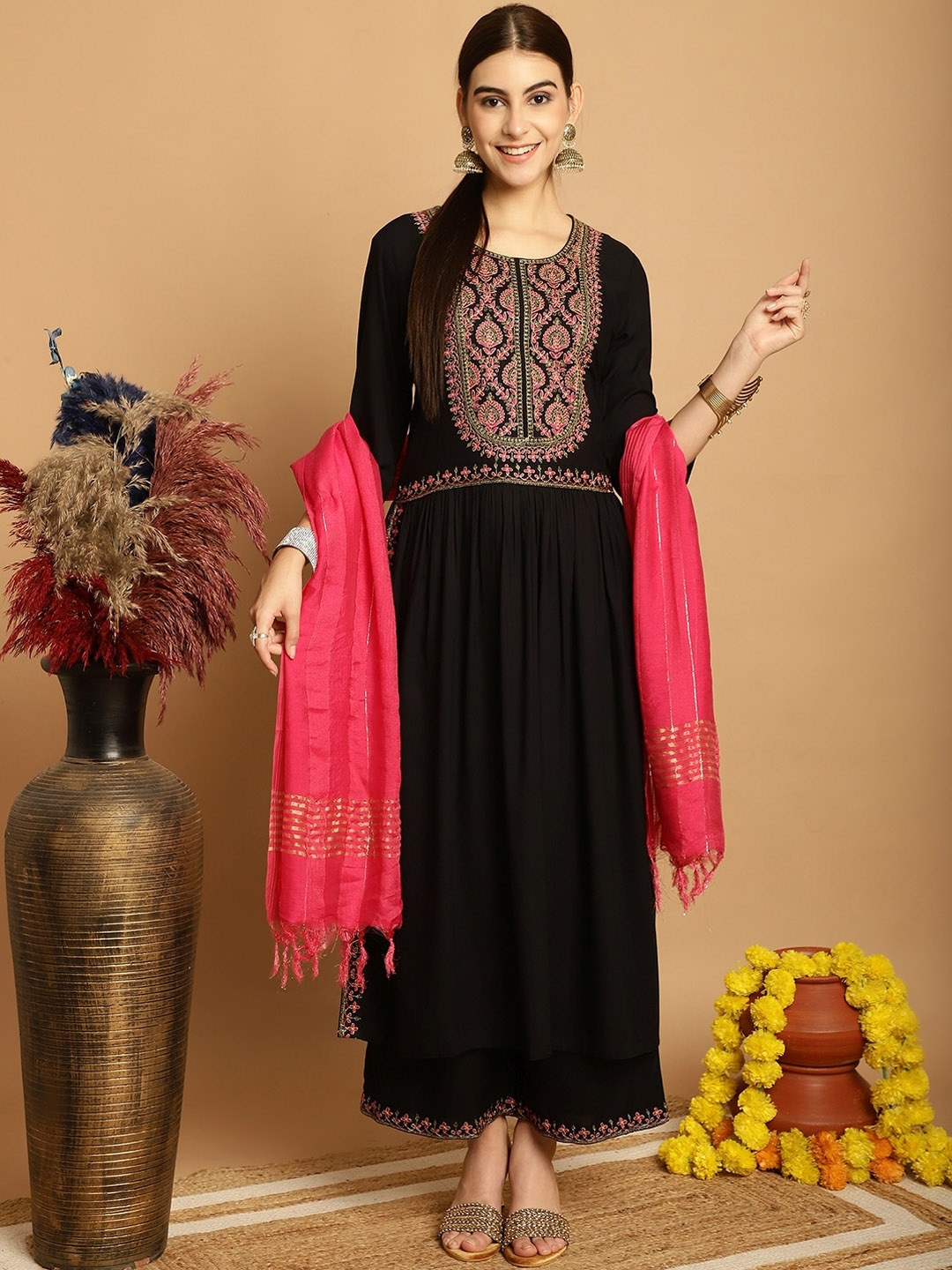 

Tulsattva Yoke Design Embroidered Thread Work Kurta With Palazzos & Dupatta, Black
