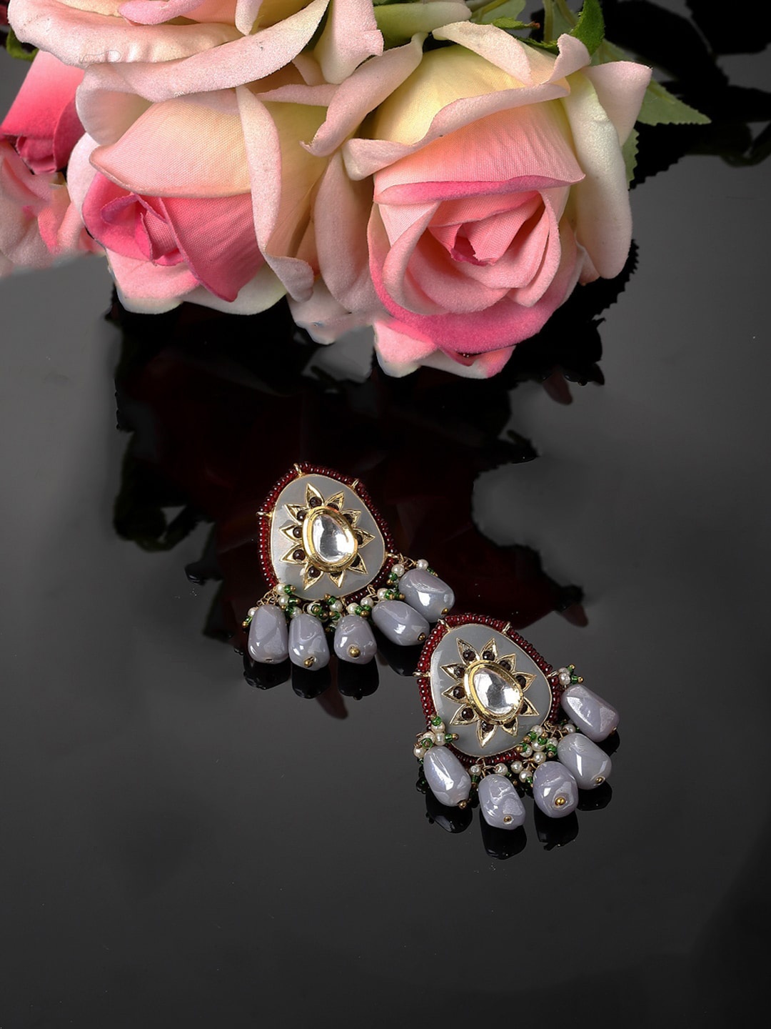 

DUGRISTYLE Contemporary Studs Earrings, Grey