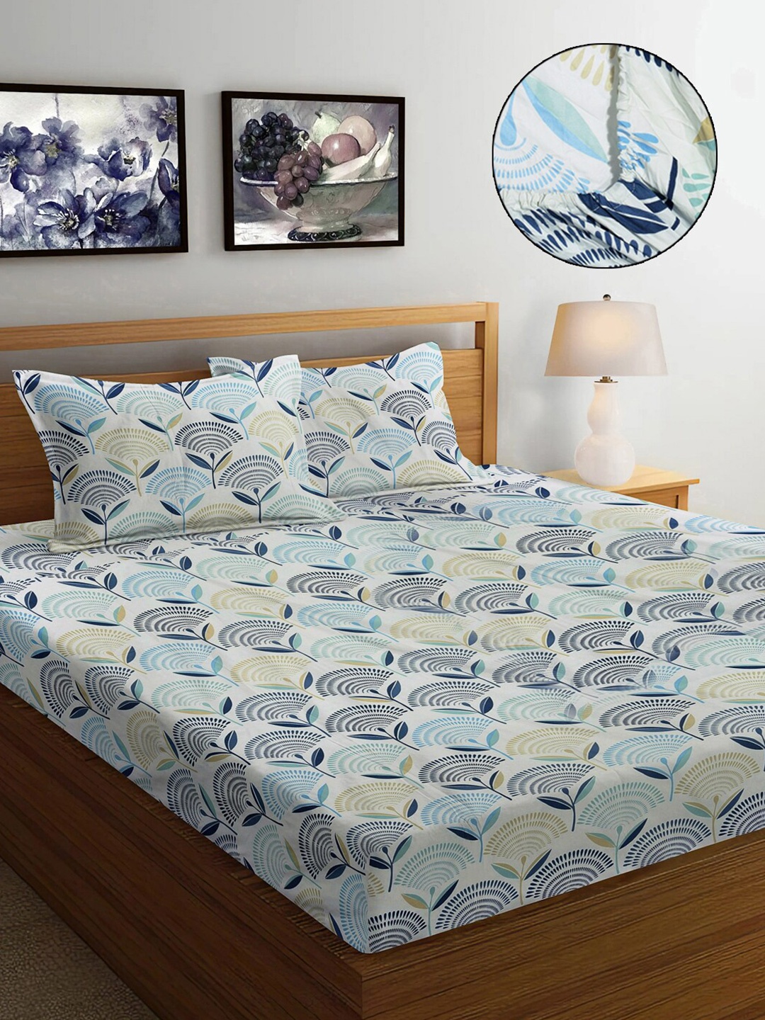 

FABINALIV White & Blue Floral 300 TC Fitted Super King Bedsheet with 2 Pillow Covers