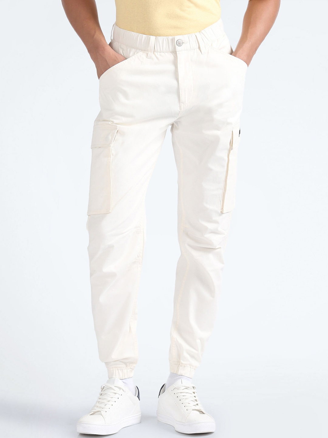 

Flying Machine Mid-Rise Slim Fit Jogger, White