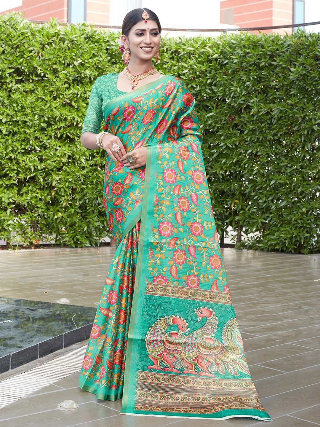 

Pisara Floral Printed Silk Cotton Saree, Turquoise blue
