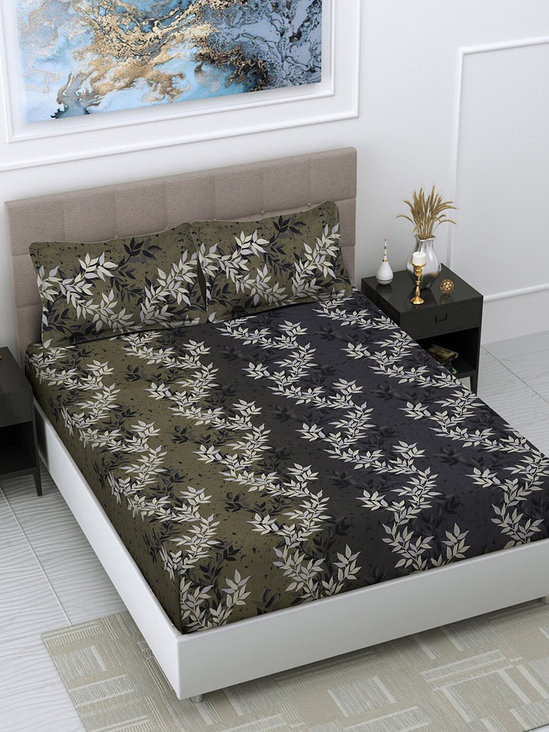 

FABINALIV Black & Green Floral Print 300 TC Fitted King Bedsheet & 2 Pillow Covers