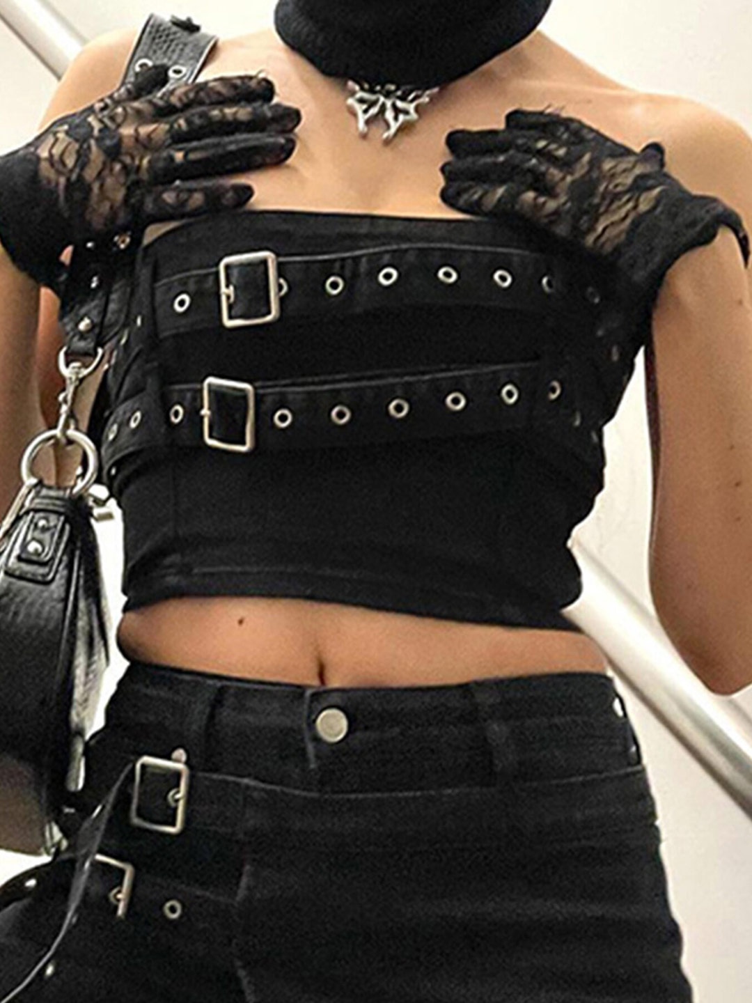 

LULU & SKY Strapless Tube Crop Top, Black