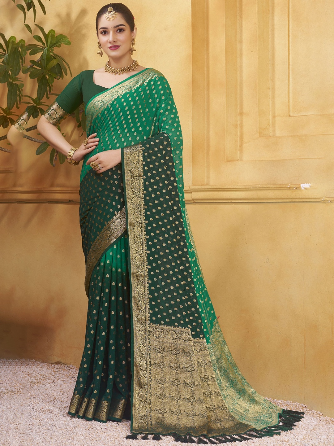 

V3 FASHION STUDIO Ethnic Motifs Woven Design Zari Pure Georgette Banarasi Saree, Green