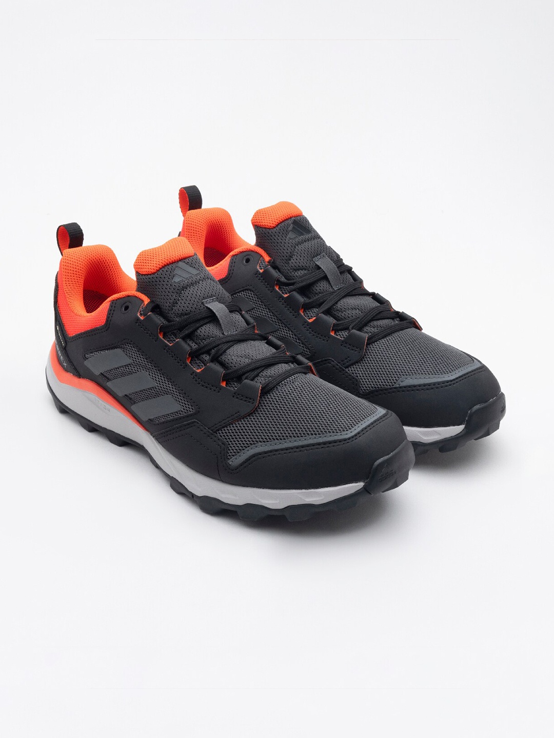 

ADIDAS Men Tracerocker 2.0 Gore-Tex Trail Running Shoes, Black