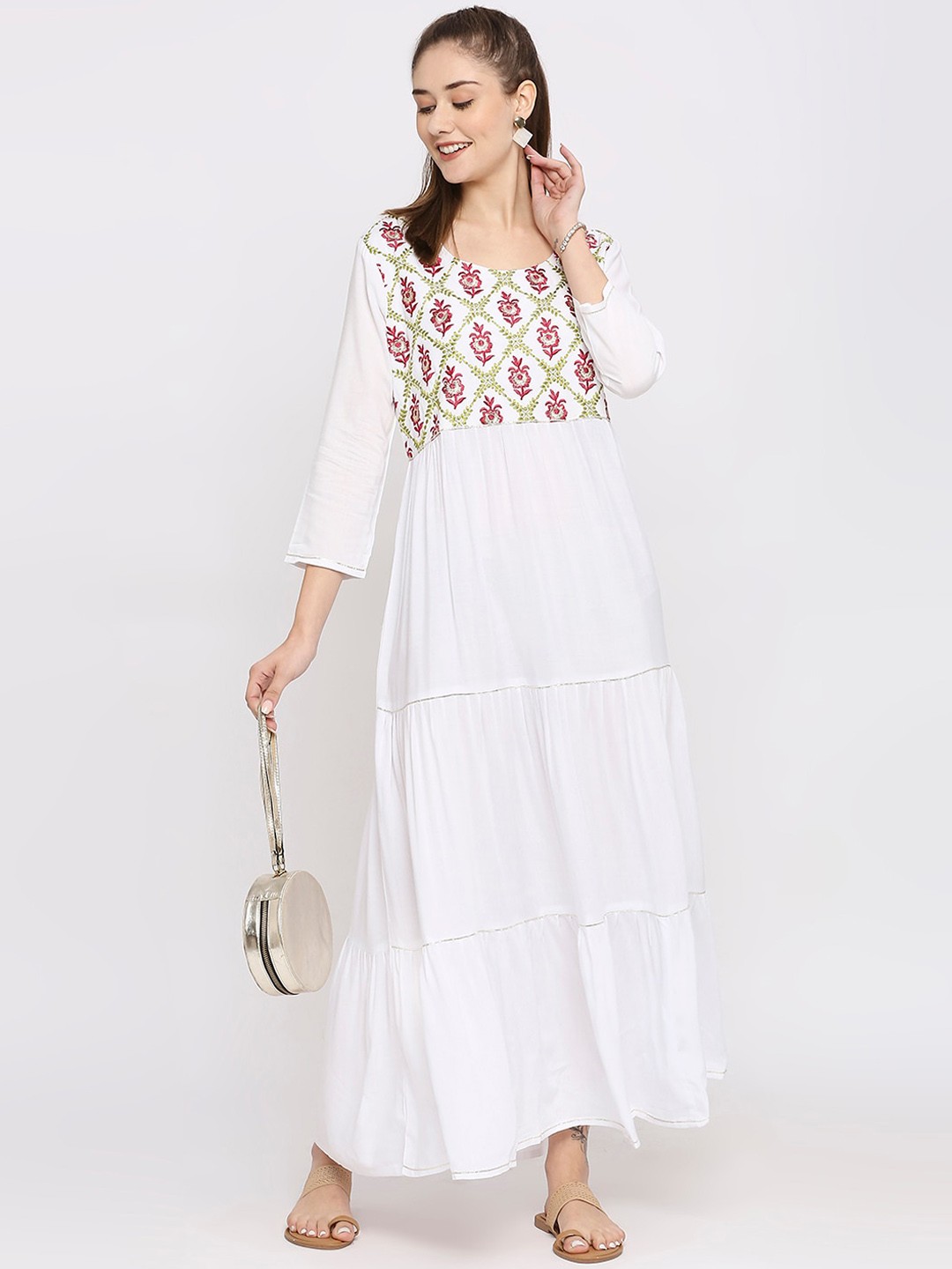 

ZRI Floral Embroidered Dress, White