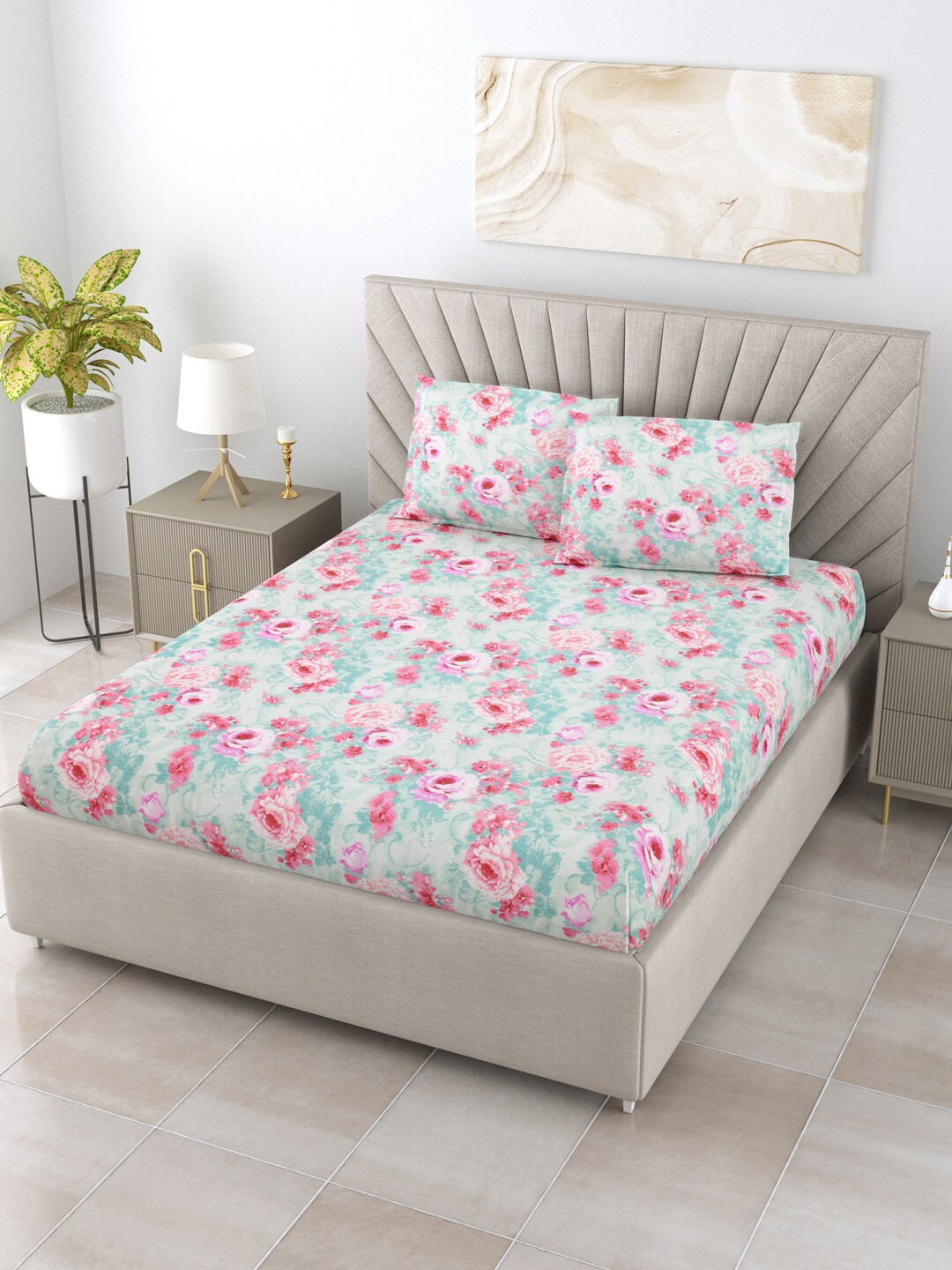 

BOMBAY DYEING Florentine Blue & Pink Floral Cotton 144 TC King Bedsheet & 2 Pillow Covers