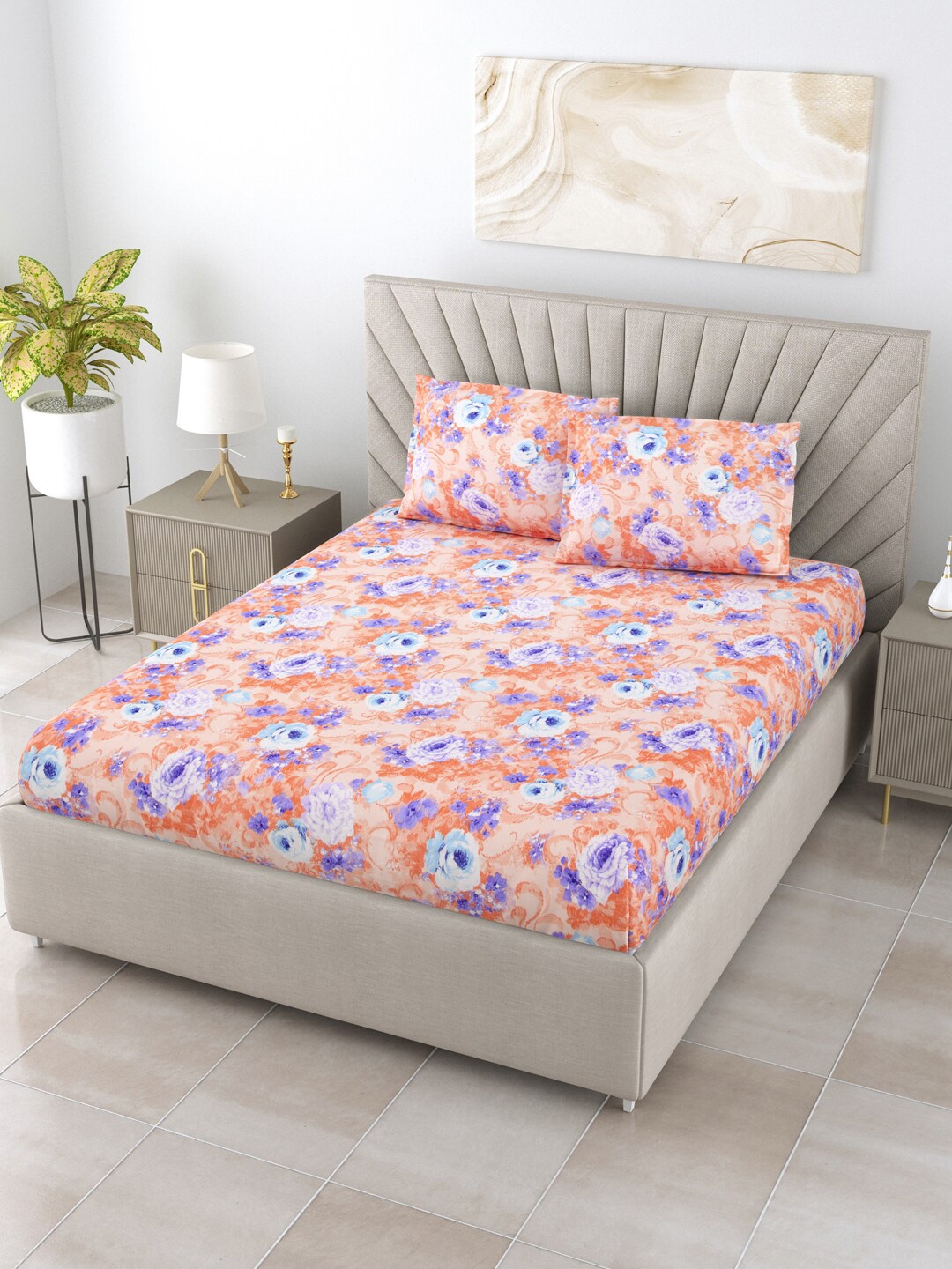 

BOMBAY DYEING Florentine Orange Floral Cotton 144 TC King Bedsheet & 2 Pillow Covers