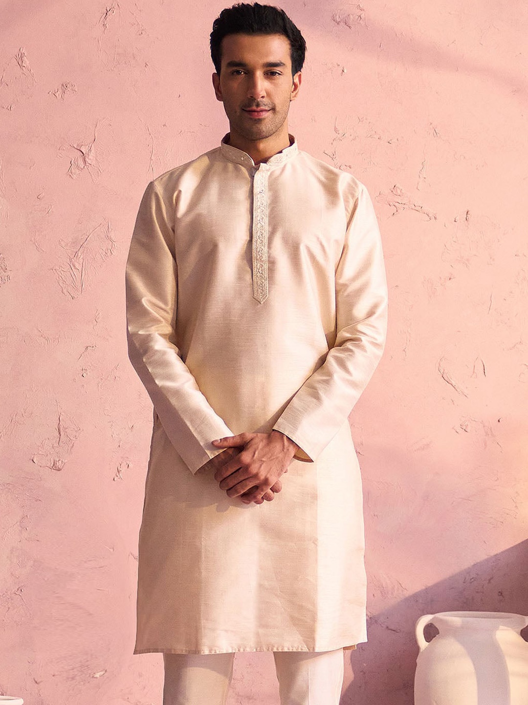 

VASTRAMAY Mandarin Collar Straight Kurta, Beige