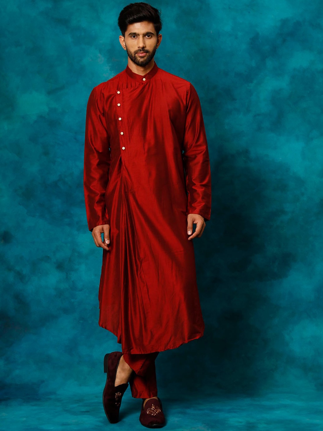 

VASTRAMAY Mandarin Collar Straight Kurta, Maroon