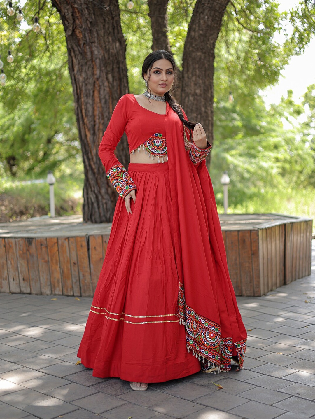 

PMD Fashion Thread Work Ready to Wear Lehenga & Blouse With Dupatta, Red