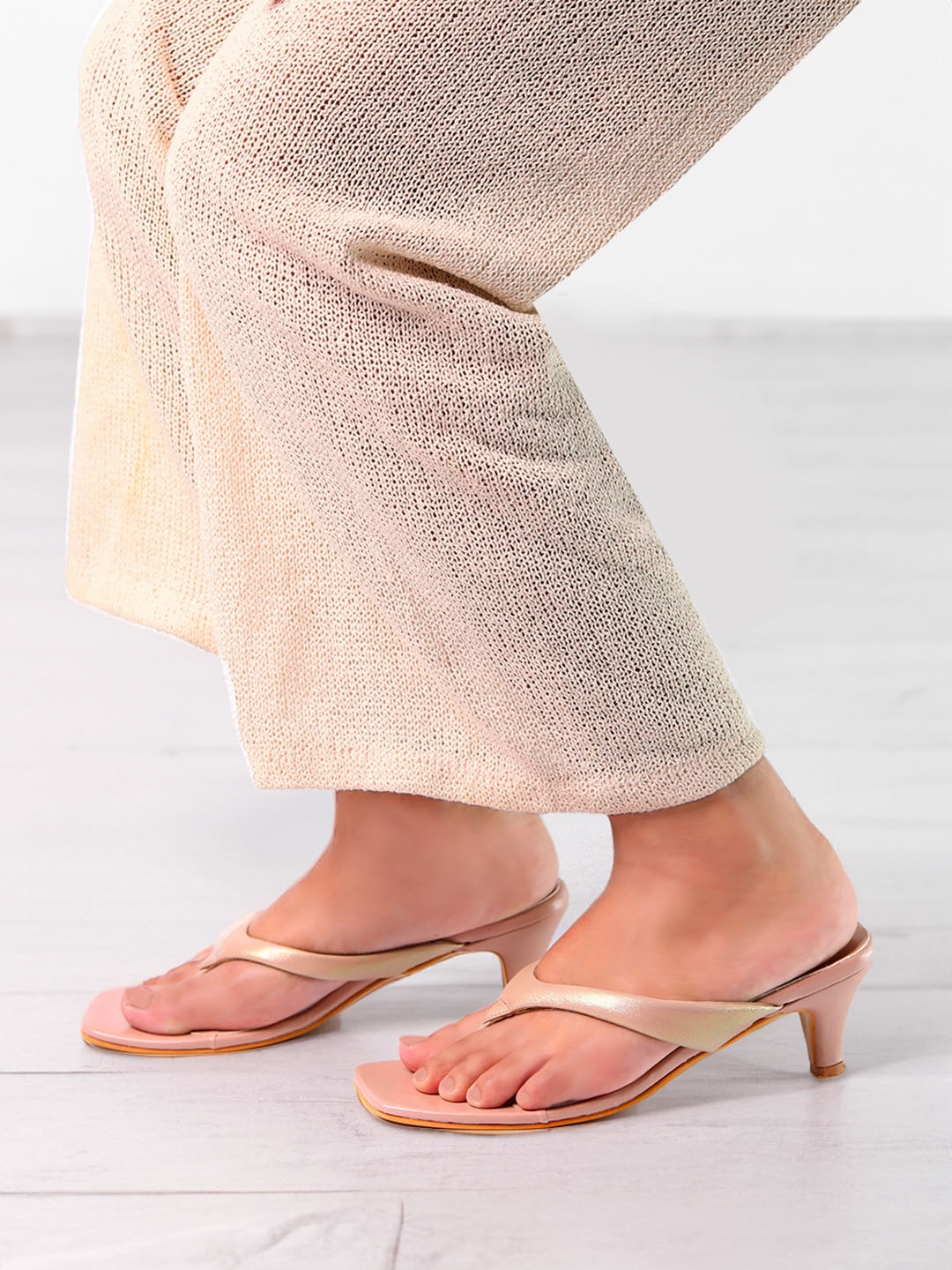 

Monrow Sloane Open Toe Kitten Heels, Beige