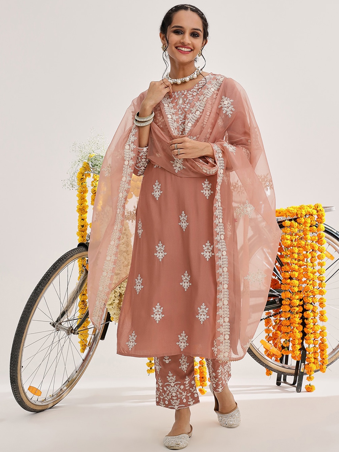 

Varanga Ethnic Motifs Embroidered Thread Work Pure Cotton Kurta & Trousers With Dupatta, Peach