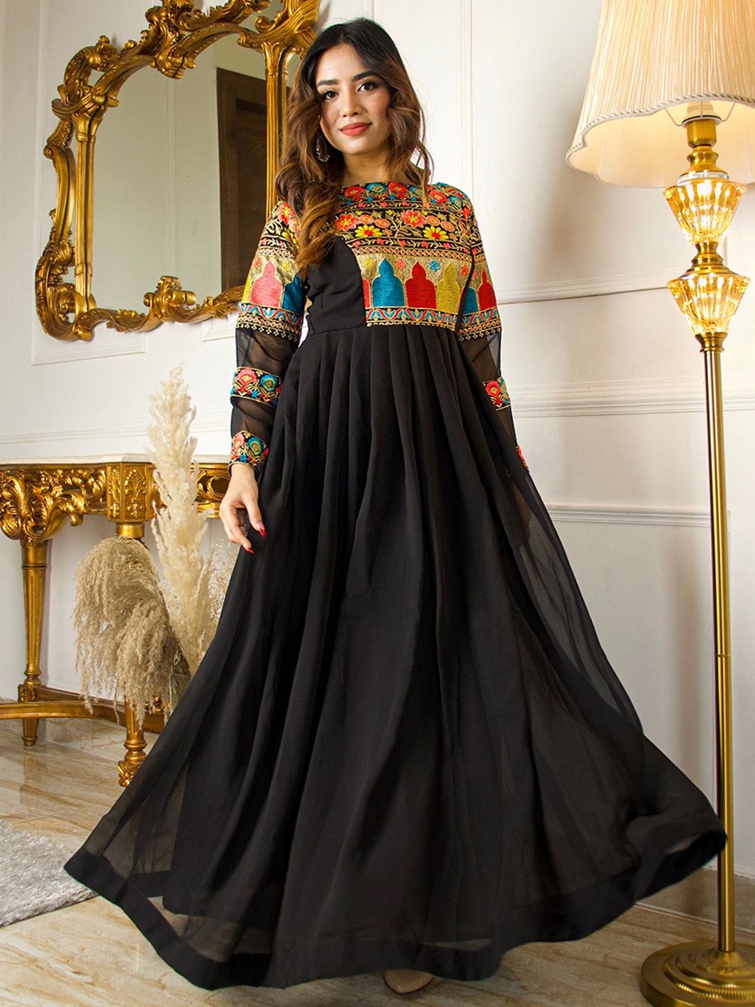 

KALINI Floral Embroidered Thread Work Kurta With Trousers, Black