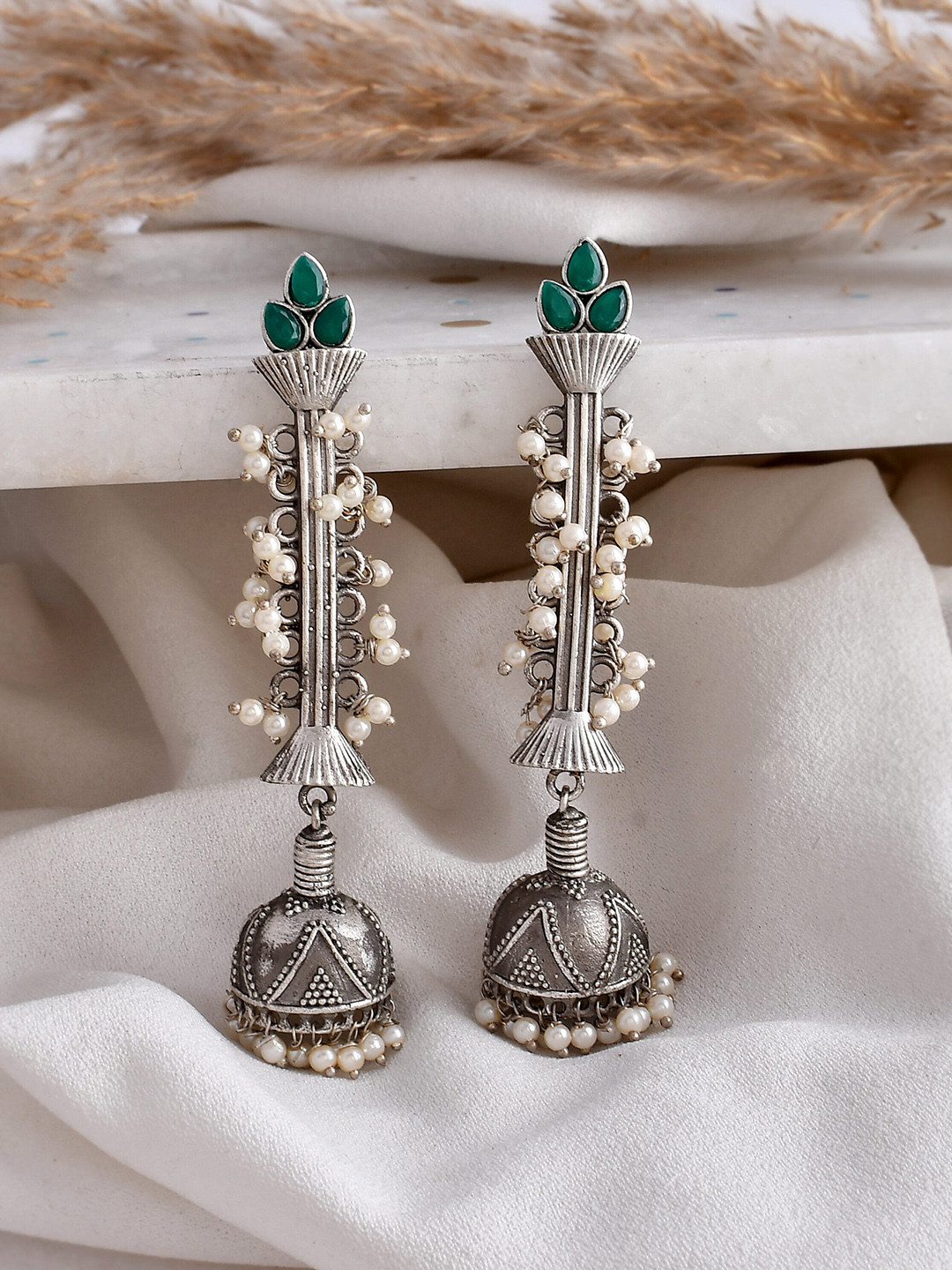 

DASTOOR Silver-Plated Oxodised Beaded Contemporary Jhumkas