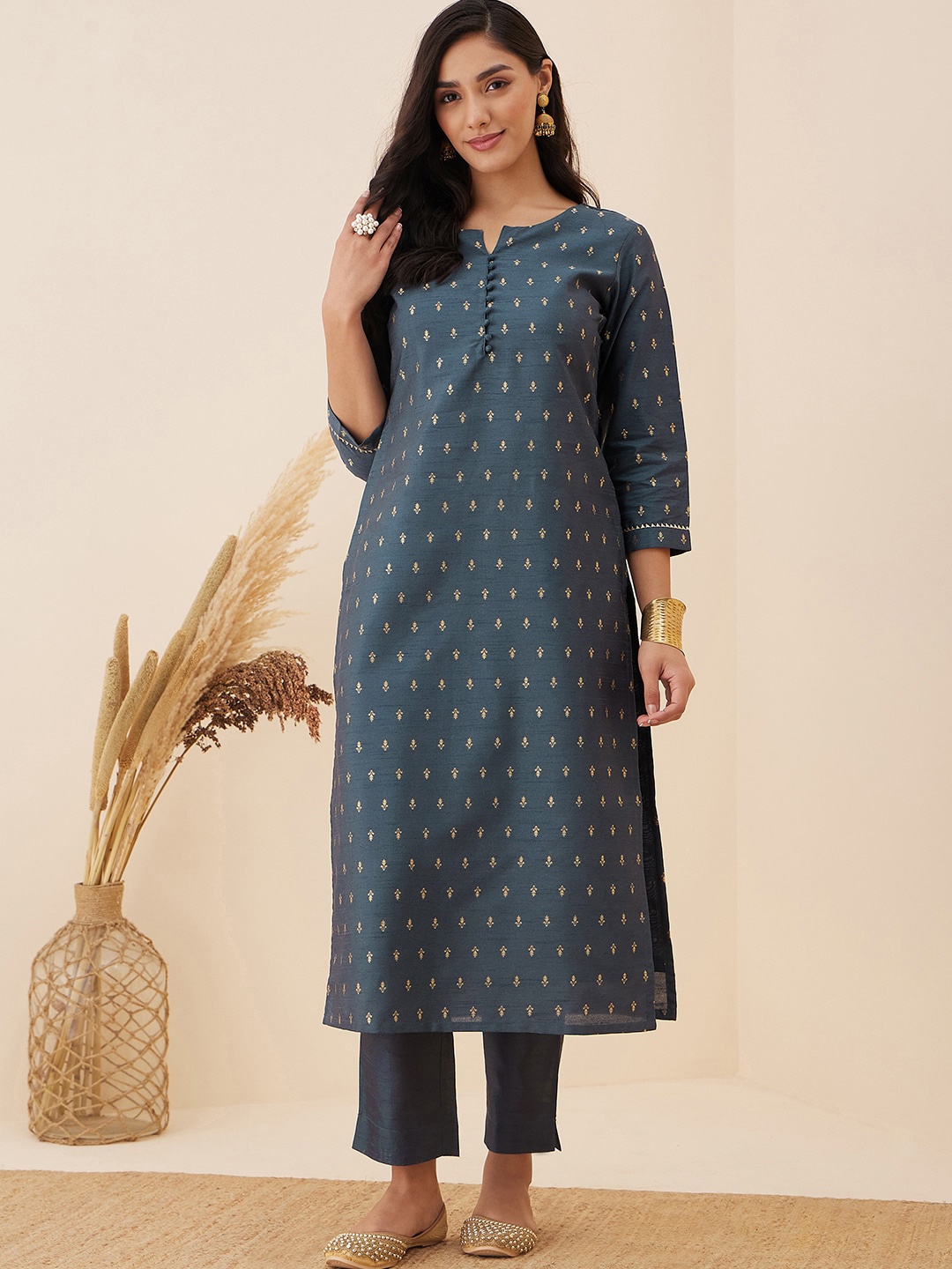 

Inddus Ethnic Motif Woven Design Straight Kurta with Trousers, Grey