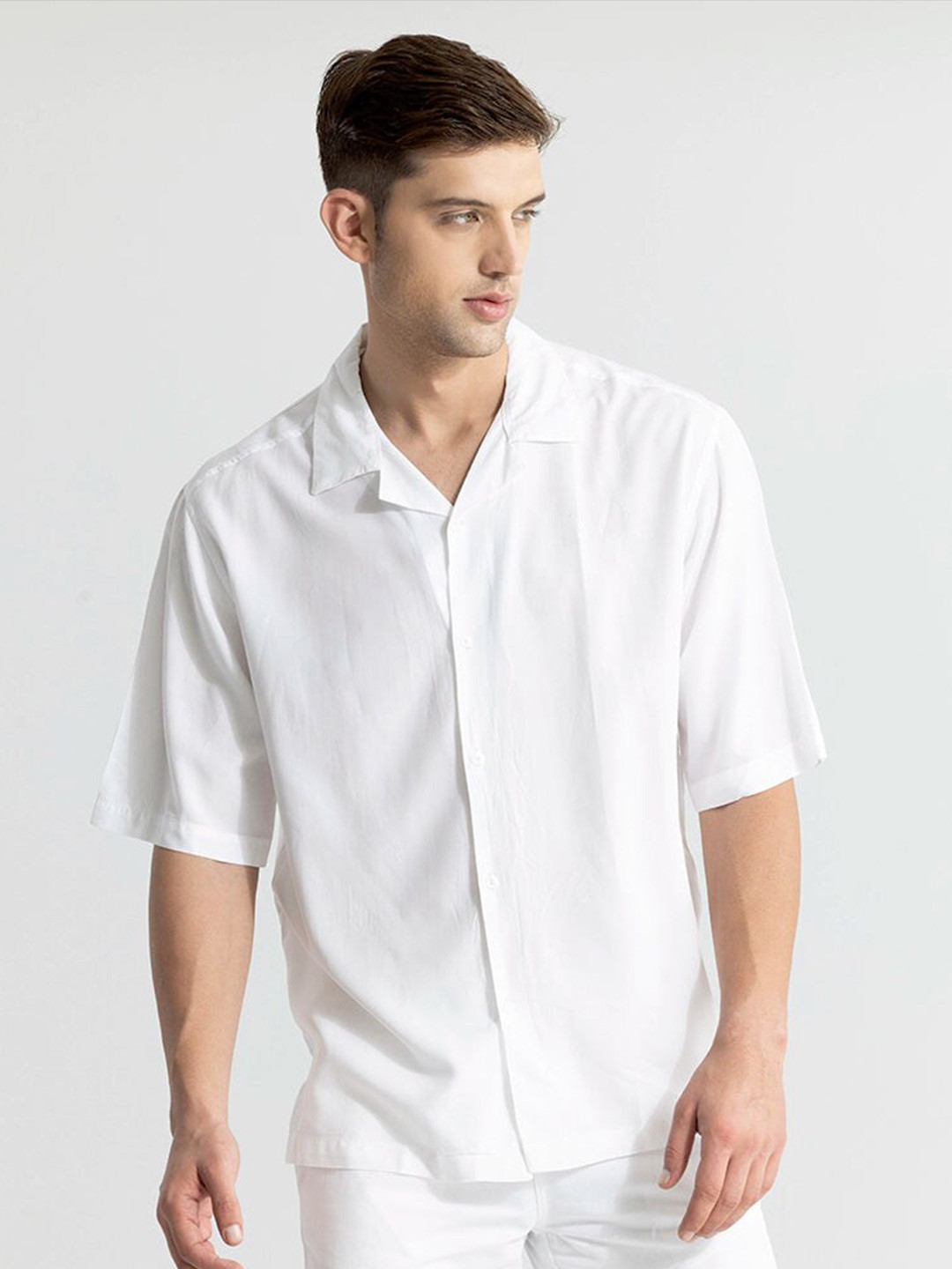 

Snitch White Classic Cuban Collar Oversized Casual Shirt