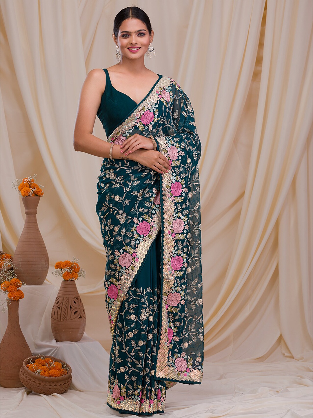 

Koskii Floral Embroidered Sequinned Saree, Blue