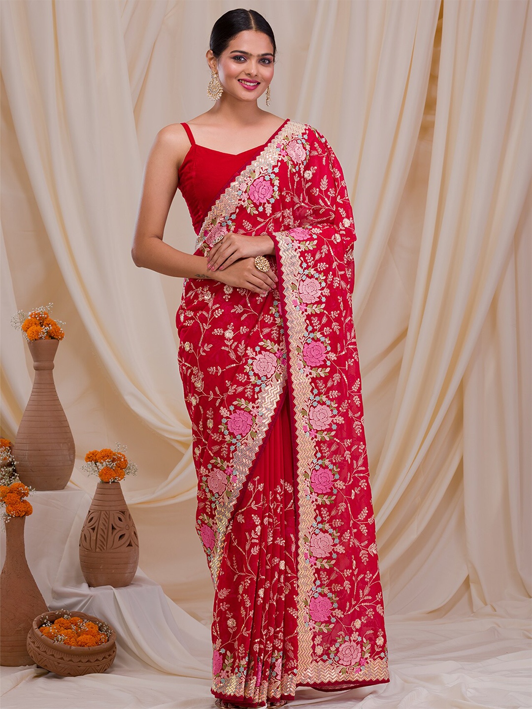 

Koskii Floral Embroidered Sequinned Saree, Red