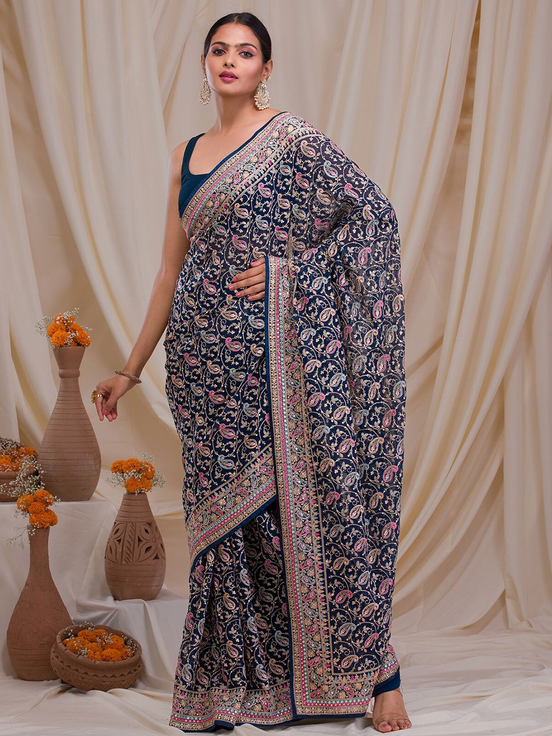 

Koskii Ethnic Motifs Embroidered Sequinned Saree, Blue