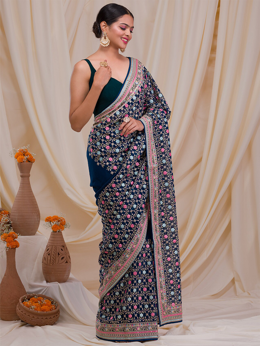 

Koskii Floral Embroidered Georgette Saree, Blue