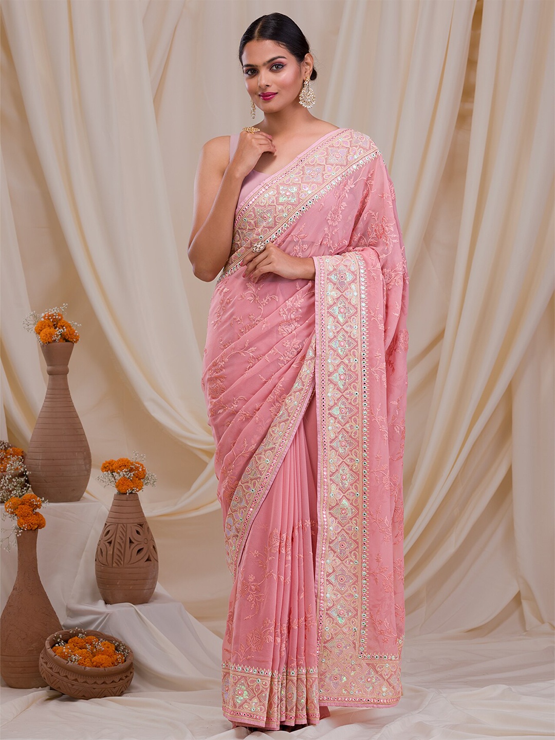 

Koskii Floral Embroidered Sequinned Saree, Peach