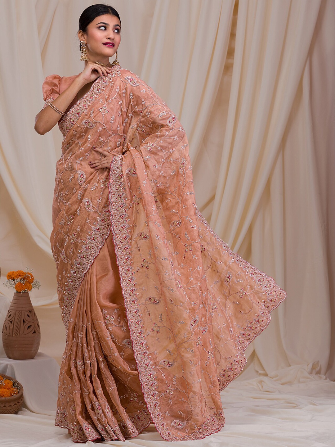 

Koskii Floral Embroidered Sequinned Saree, Peach
