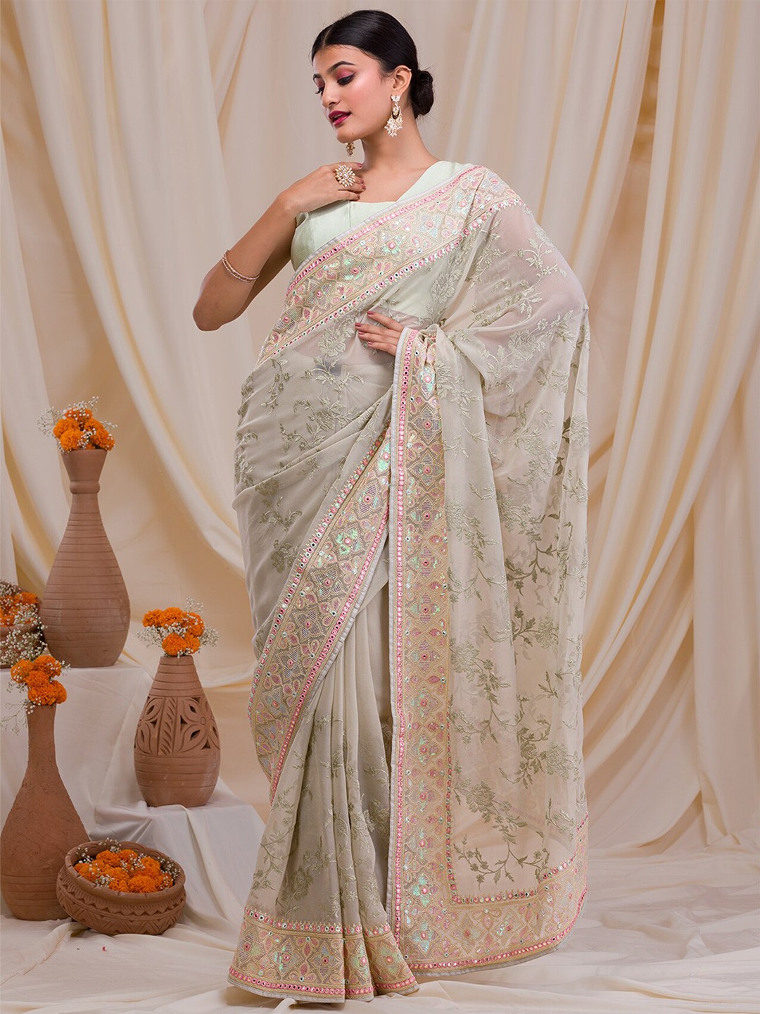 

Koskii Floral Embroidered Sequinned Saree, Green