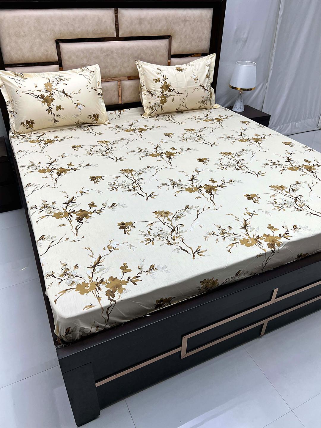

Pure Decor Gem Yellow Floral Pure Cotton 330 TC Fitted King Bedsheet With 2 Pillow Covers