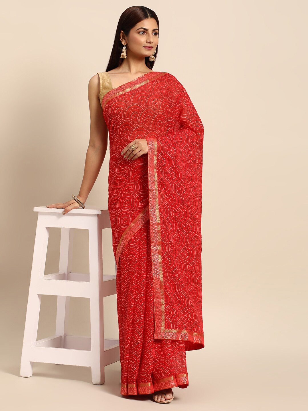 

KALINI Geometric Printed Zari Saree, Red