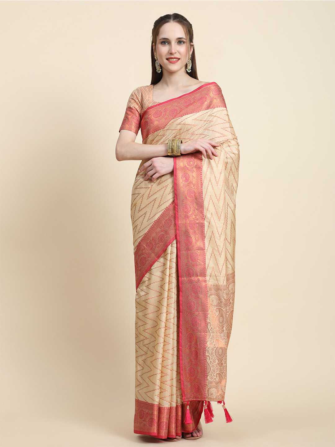 

MARGI DESIGNERS Ethnic Motif Woven Design Zari Silk Cotton Kanjeevaram Saree, Cream