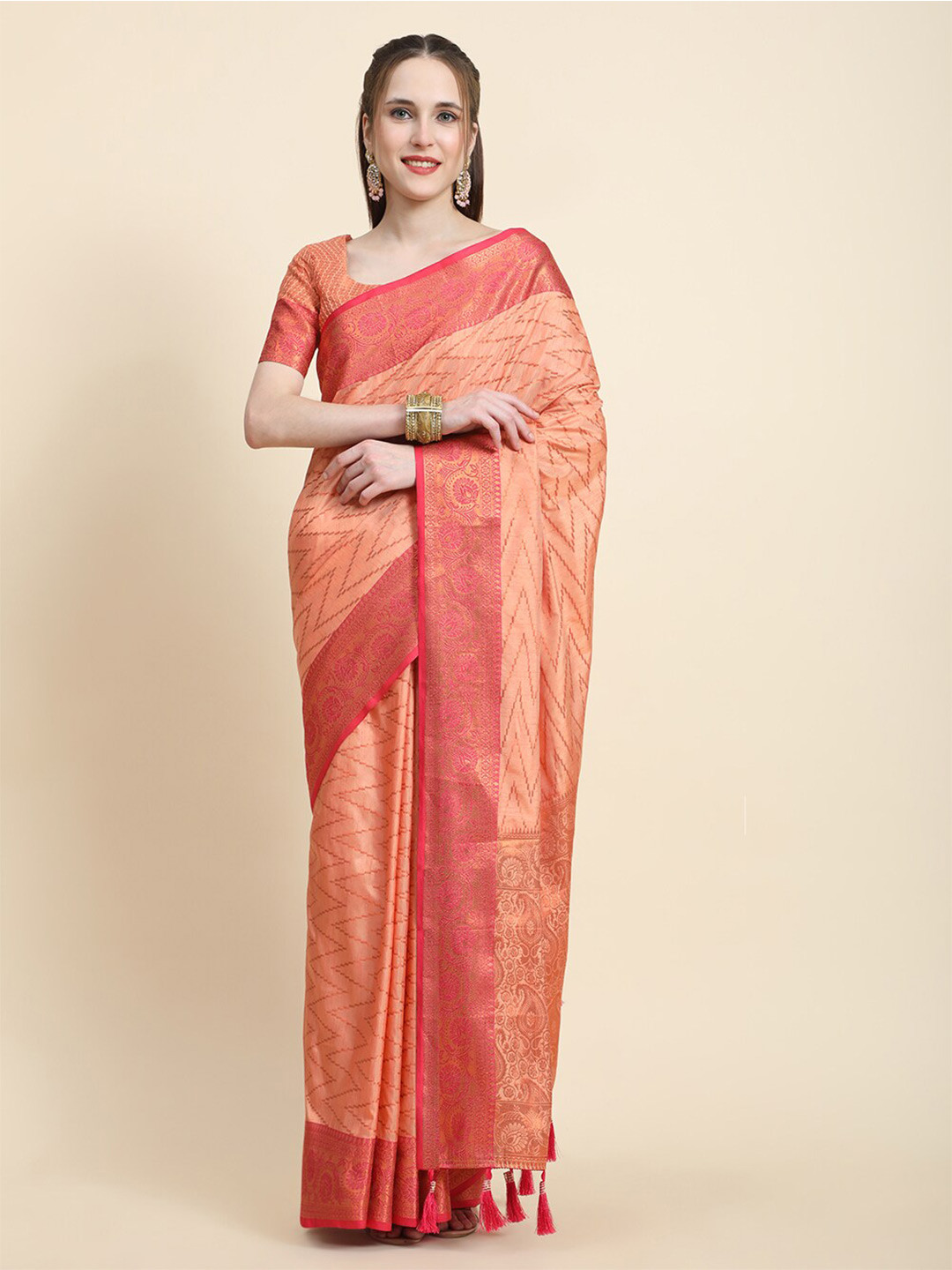 

MARGI DESIGNERS Ethnic Motifs Woven Design Zari Silk Cotton Kanjeevaram Saree, Orange