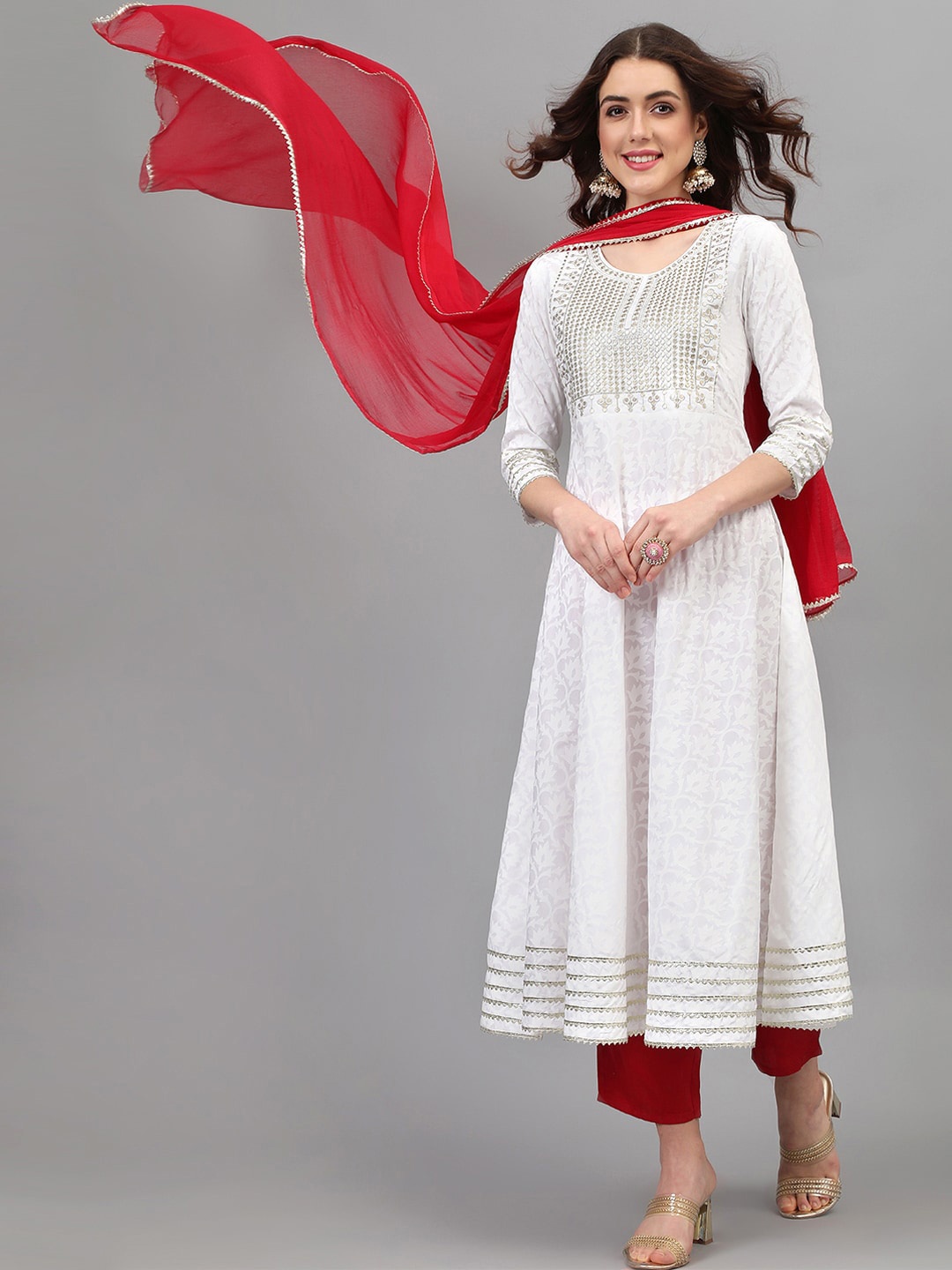 

Khushal K Floral Printed Empire Sequinned Kurta With Palazzos & Dupatta, White