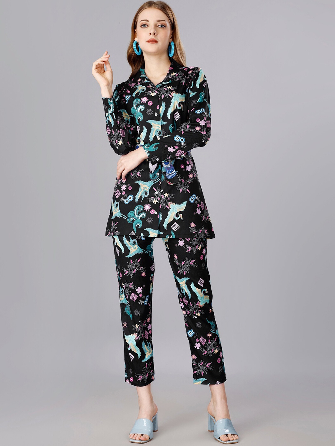 

UDBHAV TEXTILE Printed Notched Lapel Collar Long Sleeve Co-Ords With Belt, Black
