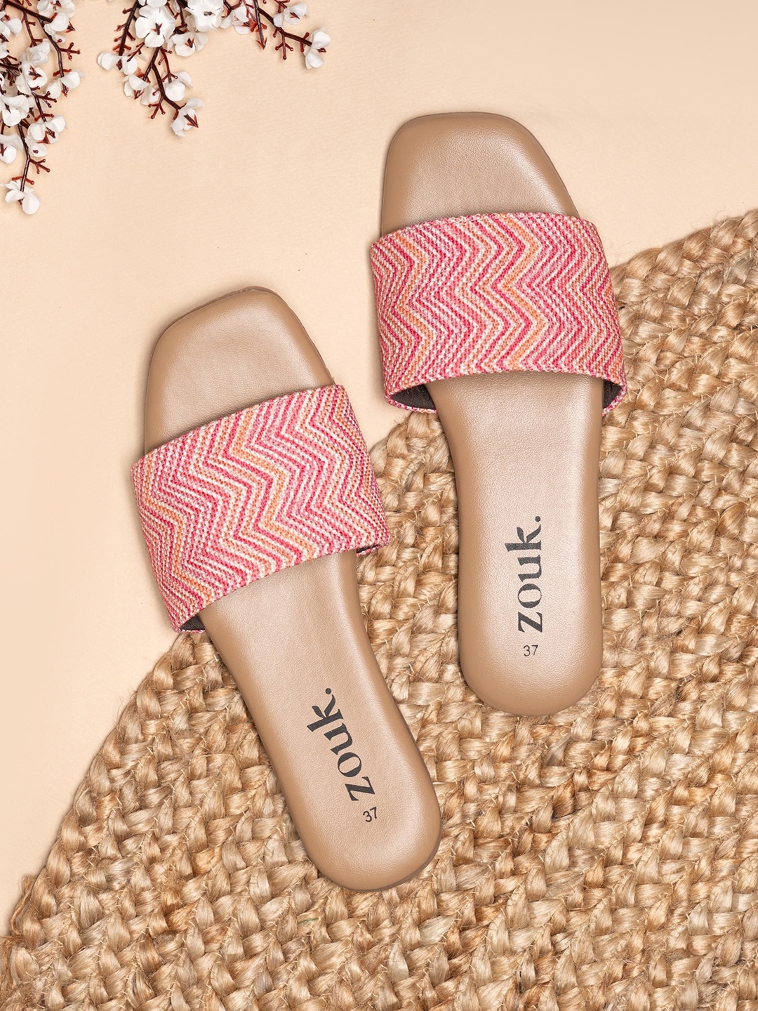 

ZOUK Printed Open Toe Flats, Pink