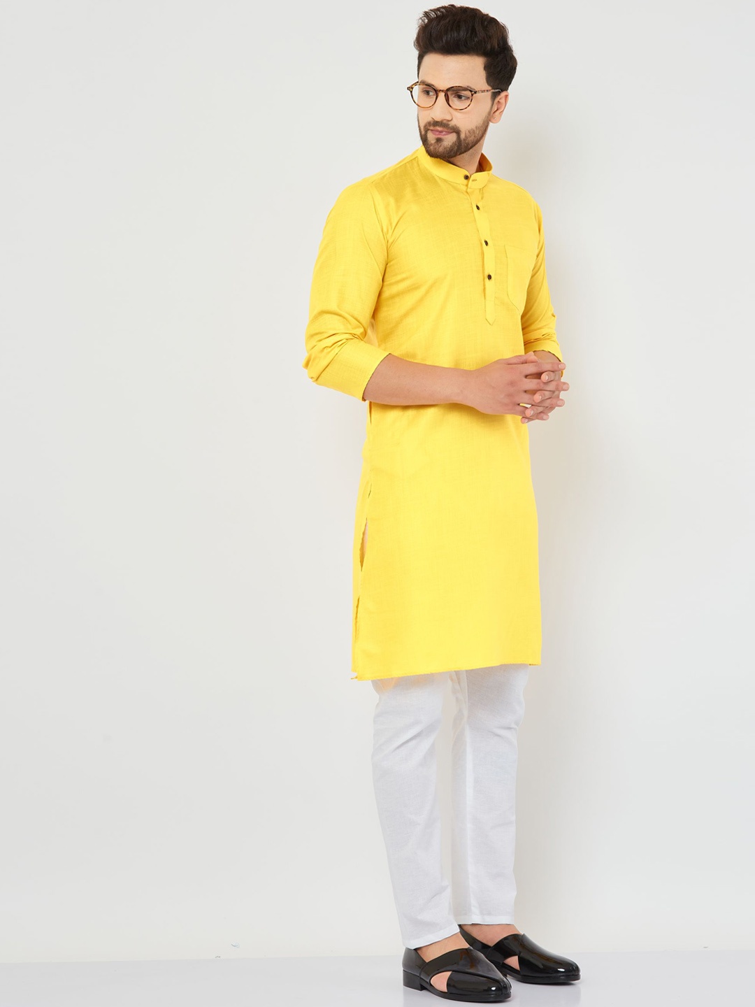 

Armaan Ethnic Mandarin Collar Kurta, Yellow