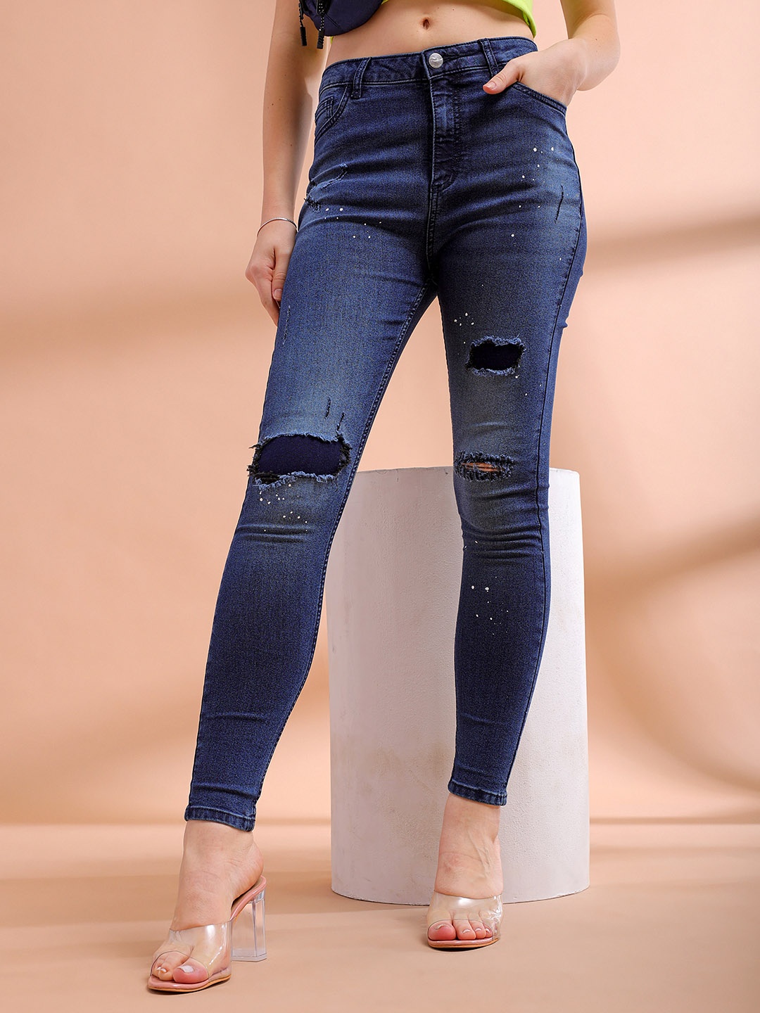 

Freehand by The Indian Garage Co Women Blue Slim Fit Highly Distressed Light Fade Stretchable Jeans