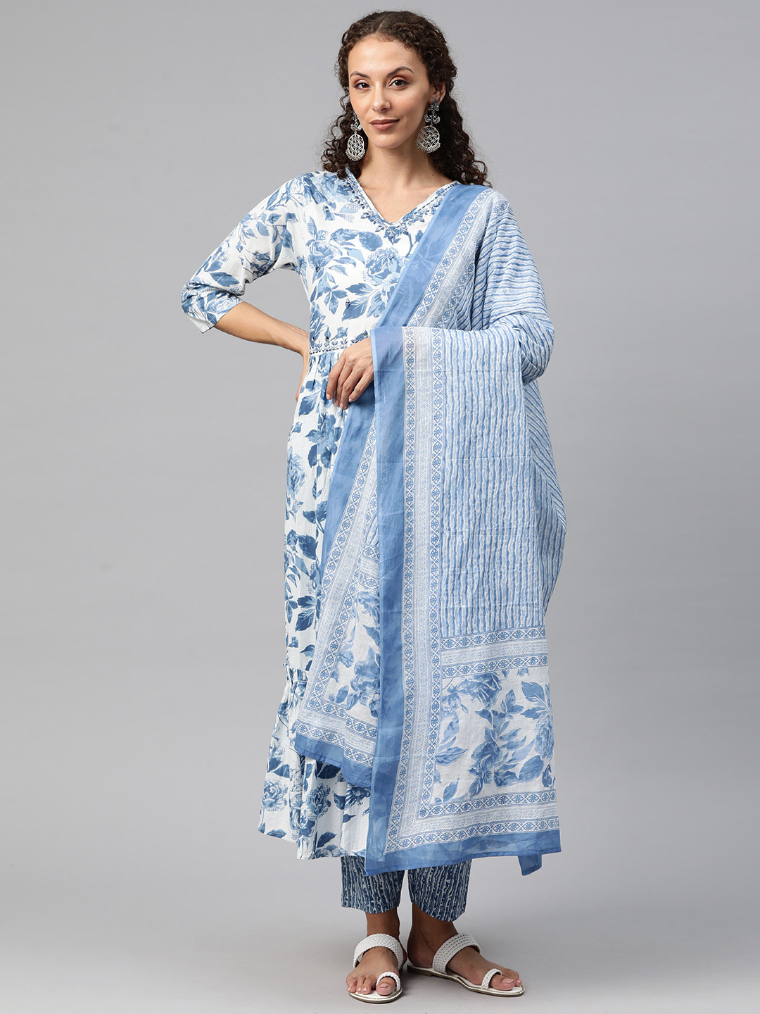 

Readiprint Women Floral Printed Thread Work Kurta with Trousers & With Dupatta, Blue