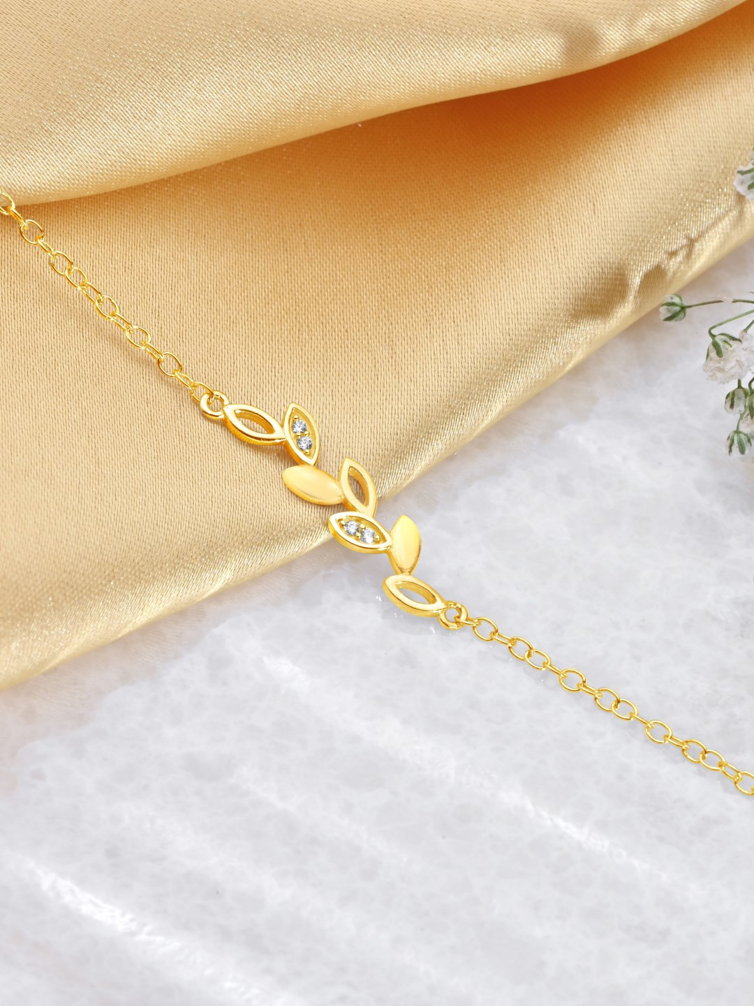 

Zavya Women 925 Sterling Silver Cubic Zirconia Gold-Plated Link Bracelet