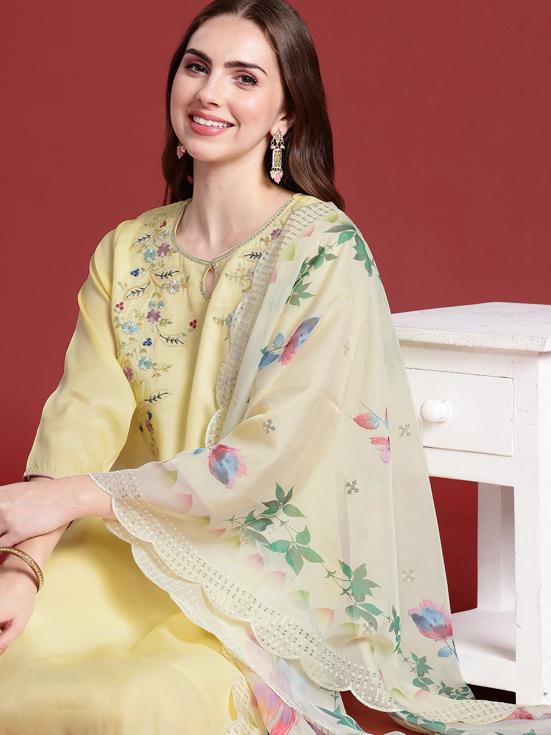 

Anouk Women Floral Embroidered Regular Sequinned Kurta with Trousers & Dupatta, Yellow