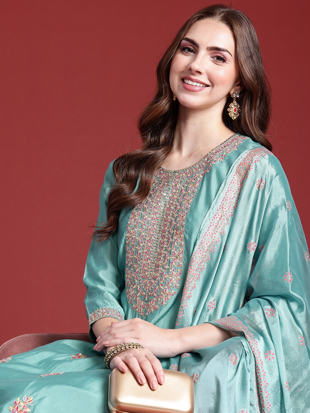 

Anouk Women Floral Embroidered Regular Sequinned Kurta with Trousers & With Dupatta, Sea green