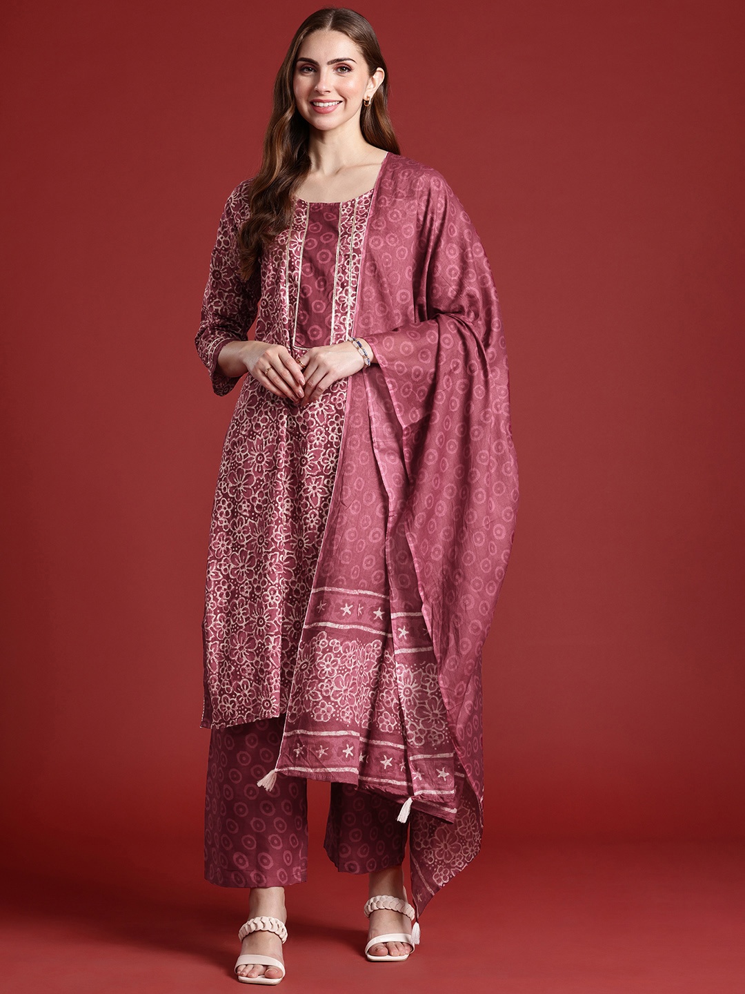 

Anouk Women Floral Printed Gotta Patti Pure Cotton Kurta with Trousers & With Dupatta, Magenta