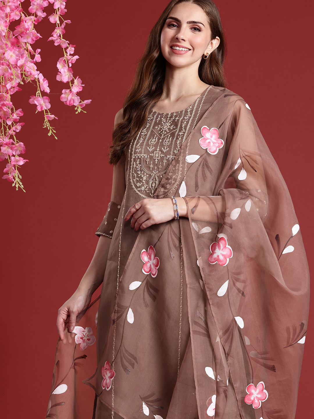

Anouk Women Floral Embroidered Regular Thread Work Kurta with Trousers & With Dupatta, Brown