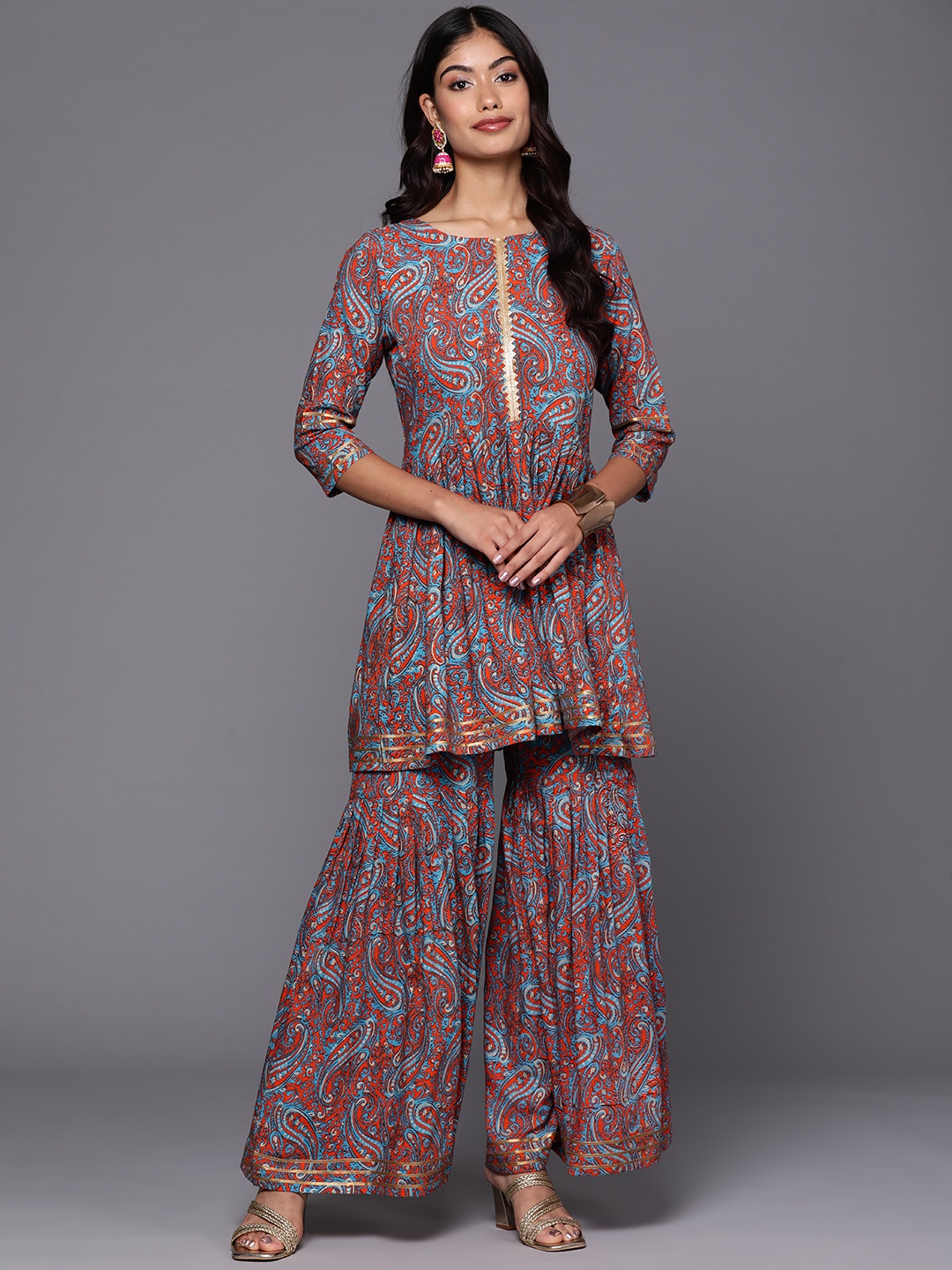 

Ahalyaa Women Printed Tunic & Palazzos with Gotta Patti Detail, Blue