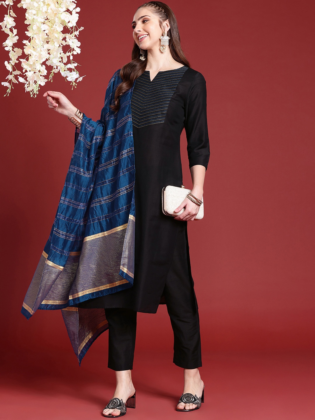 

Anouk Women Yoke Design Regular Kurta with Trousers & Dupatta, Black